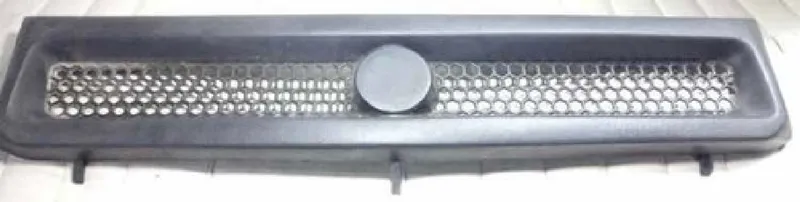 Grade Radiador Gm Chevette 83/93 Esportiva Com Tela Preta