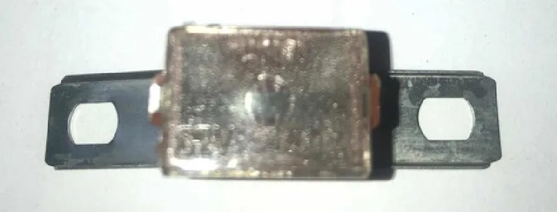Fusível Mega Midi Macho Lateral 70ah