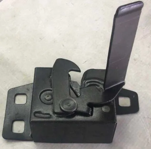 Fechadura Inferior Capo Vw Logus 93 A 96 Pointer 94 A 96