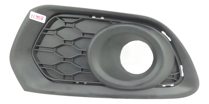 GRADE FAROL AUX RENAULT SANDERO 2011/ L
